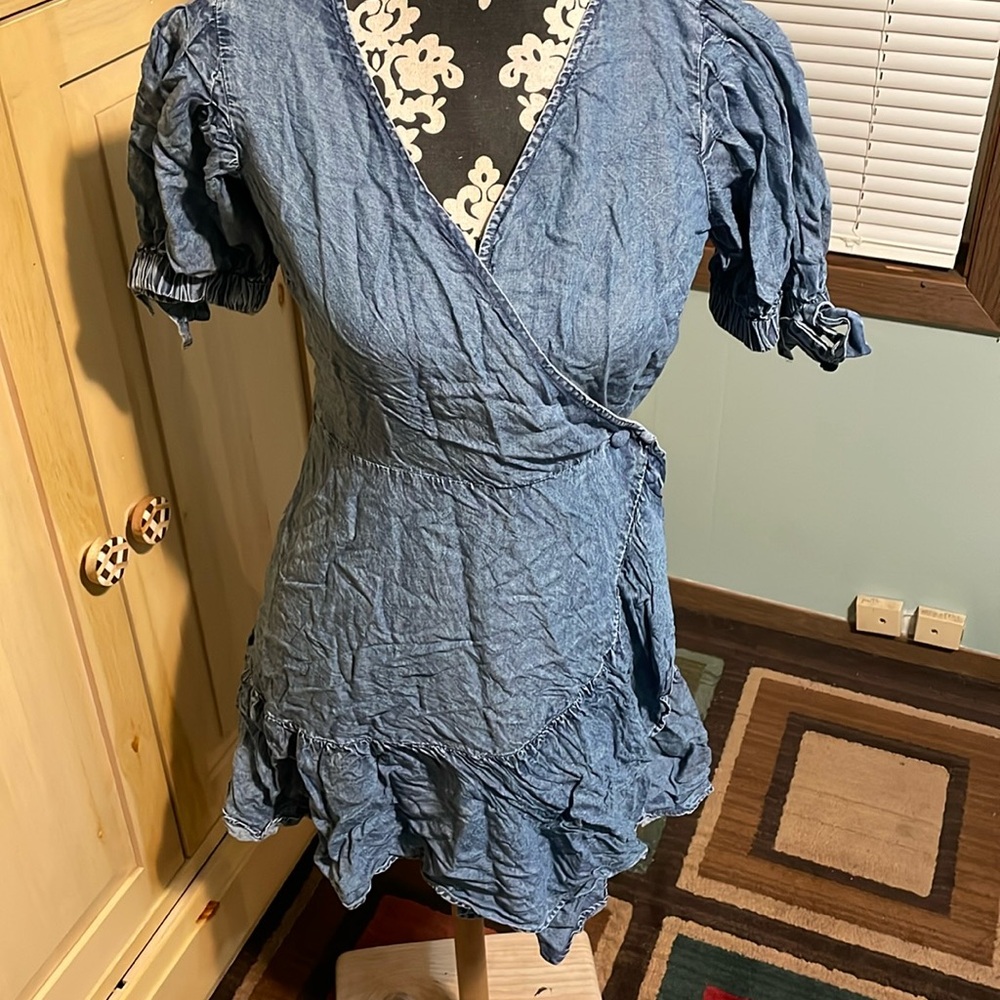 Lauren Conrad Jean like dress